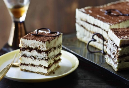 Bánh Tiramisu là gì? Bánh kem Tiramisu ngon tại Sài Gòn Bánh Tiramisu là gì? Bánh kem Tiramisu ngon tại Sài Gòn